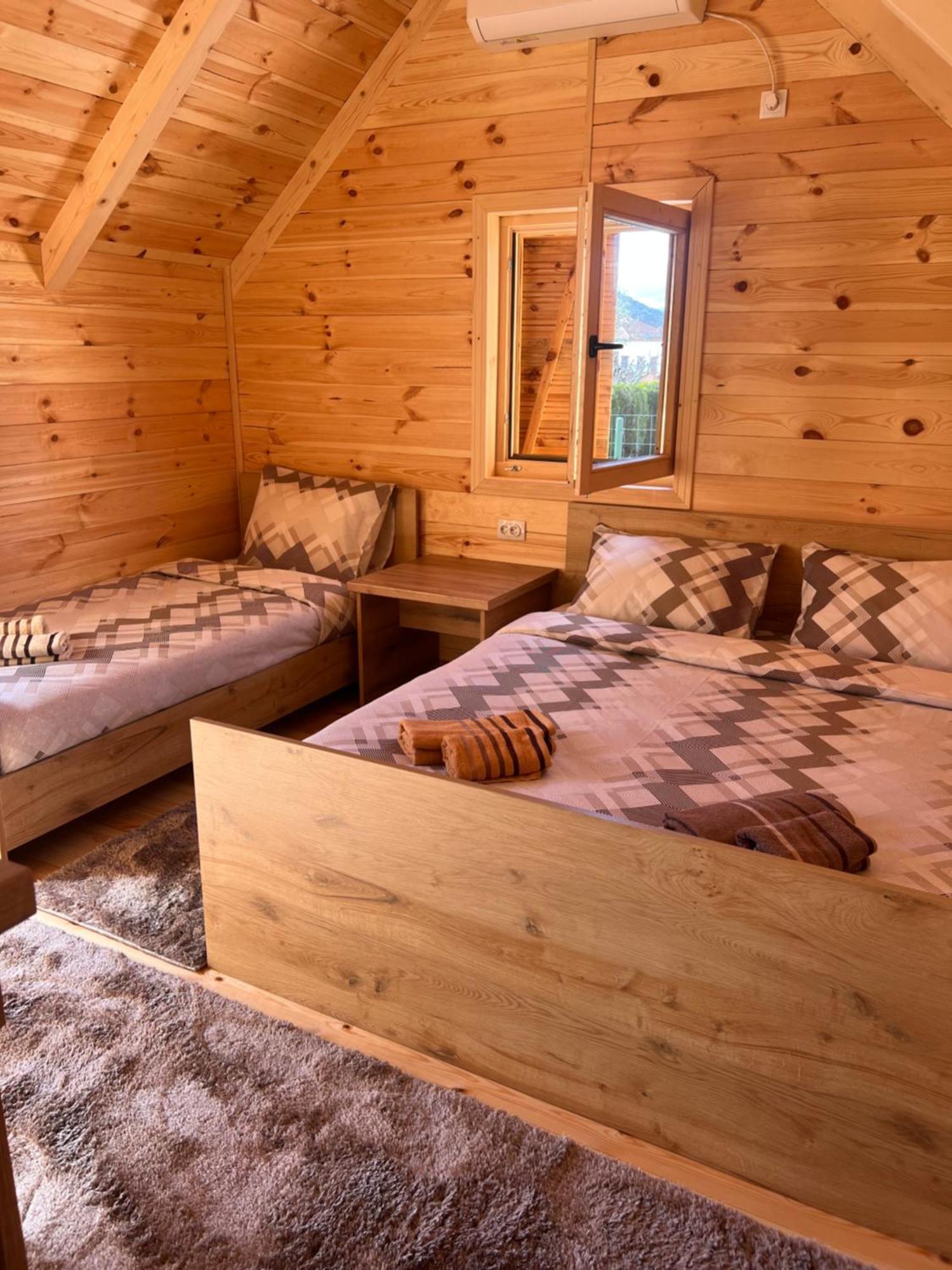 Cozy Bungallows พอดโกริกา ภายนอก รูปภาพ